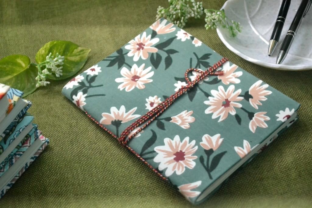 Doodle Diary Notebook Fabric Stitched Gift sketchbook journal A5 Diaries Unruled Thick 200 Pages Handcrafted