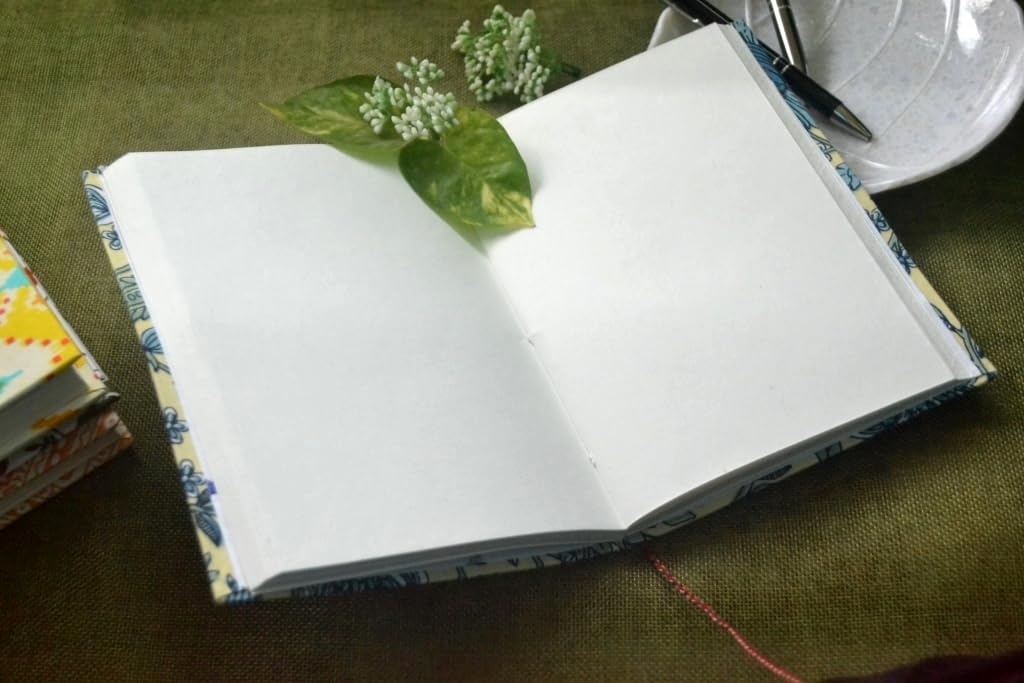 White Doodle Diary Notebook Fabric Stitched Gift sketchbook journal A5 Diaries Unruled Thick 200 Pages Handcrafted Drawing Book